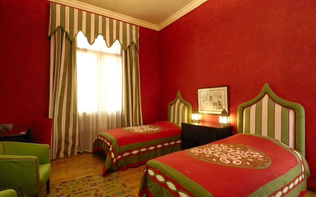 Talisman Hotel - photo 3