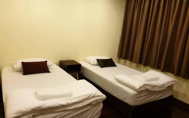 Papermoon Guesthouse - photo 3