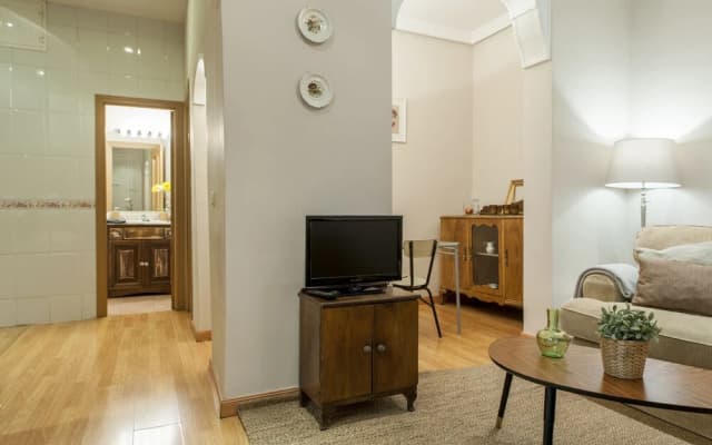 Apartamento Palacio Real IV - photo 2