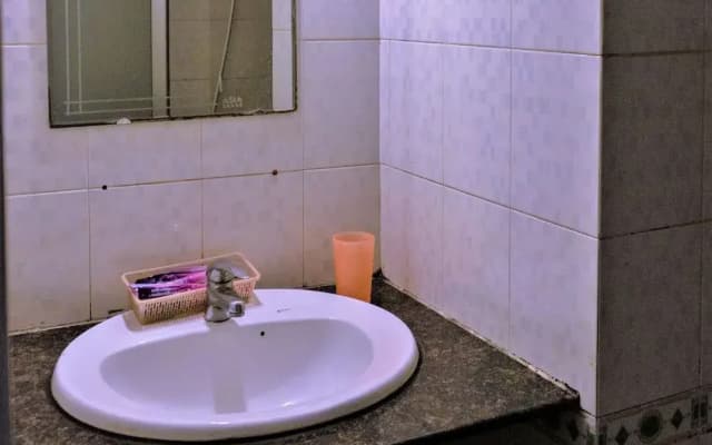 Khanh Vy Hotel Binh Tan - photo 5