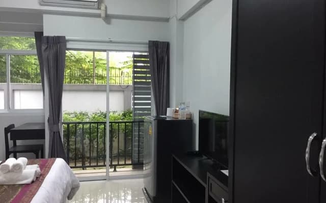 White Home Residence - photo 3