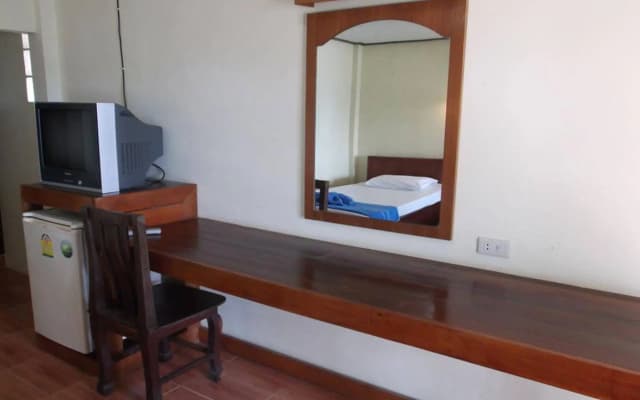 At Lamai Resort - photo 5
