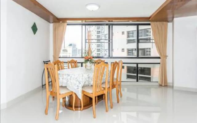 Ebony Towers At Parkview - photo 3