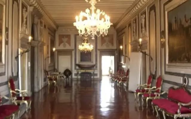 Luxurious Palace in Venice - photo 2