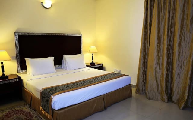 Imperial Hotel Apartment - photo 2