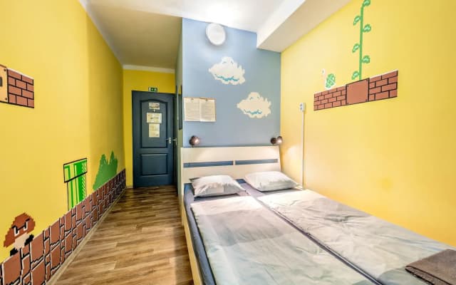 Bell Hostel and Guesthouse - photo 2