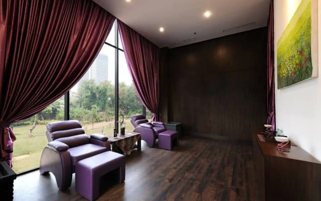 Veranda Hotel Pakubuwono - photo 4