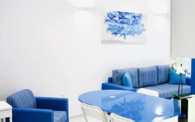 Amazing Modern Central Apt in Athens - photo 2