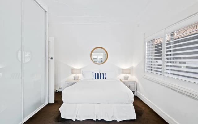 Bondi Family Escape - photo 3