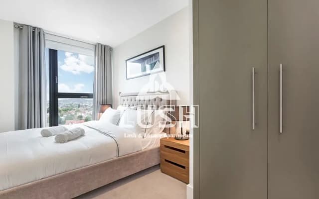 Lush Apartment London Designer Outlet - photo 3