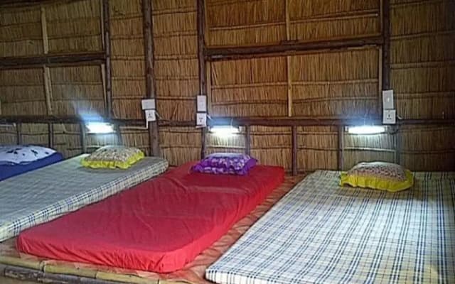 New Phiman Riverview Guesthouse - Hostel - photo 2