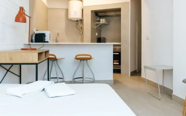 Downtown Lisbon Arroios Flat 3 - photo 2