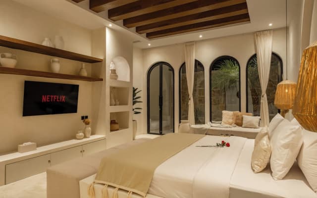 Romantic 2 Private Suites Villa Canggu - photo 4