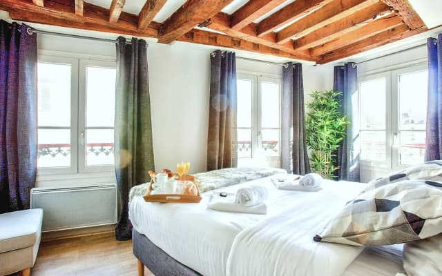 B 841 - Saint Germain des Près - Spacieux appartement - photo 4