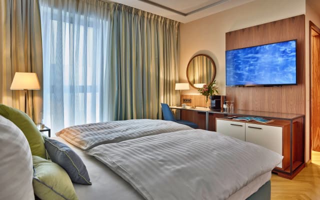 EST Grand Hotel Savoy - photo 4