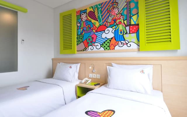 MaxOneHotels.com @ Kramat - photo 5