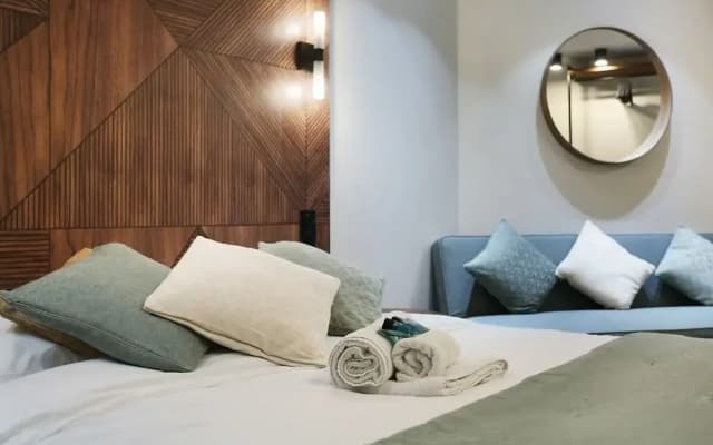 Modern Suite Center of Paris Montmartre - photo 3