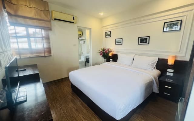 Rising Dragon Legend Hotel - photo 4