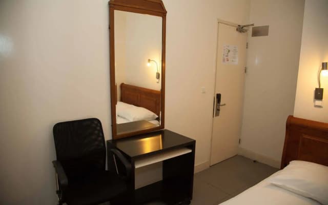 CS Hotel - photo 2