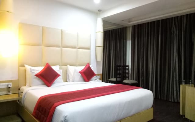 Hotel Delhi Airport - photo 3