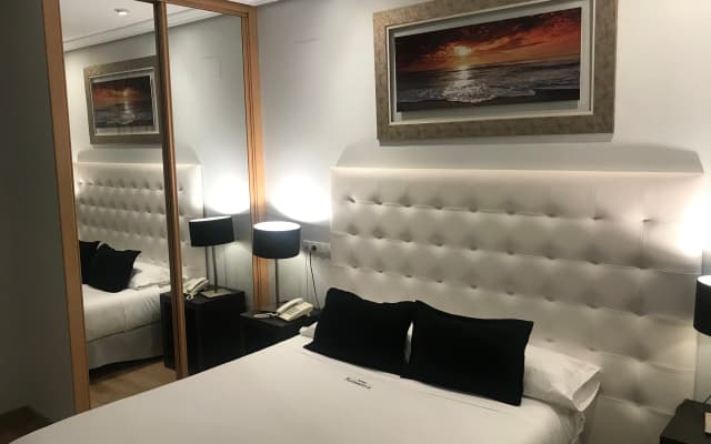 Hotel Suites Feria de Madrid - photo 4