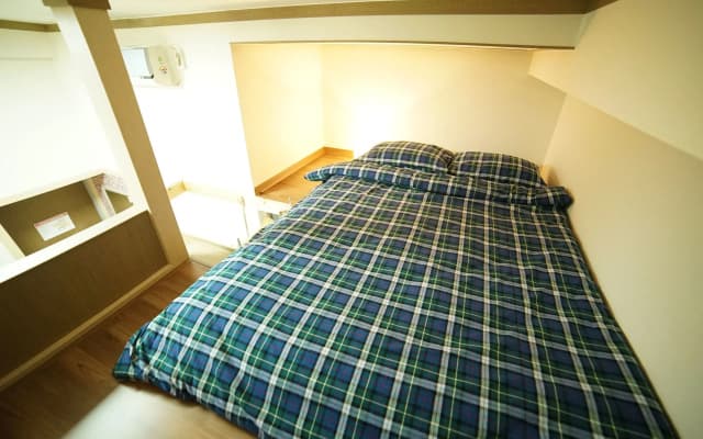 Yolo Guesthouse - Hostel - photo 5