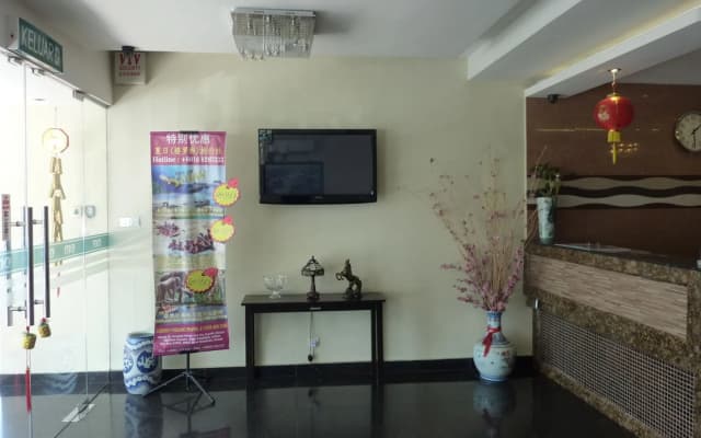 DM Hotel - photo 2