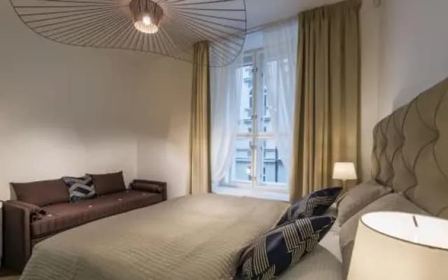 Luxury Modern Designed Oldtown Apartment - photo 2