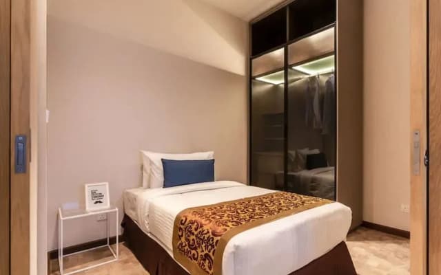 Expressionz Professional Suites by SweetHome - photo 3
