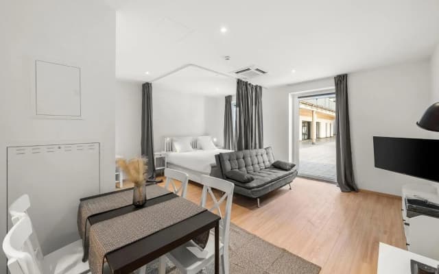 Boutique Space VIE #4o4 (The Presidential Suite) - photo 2