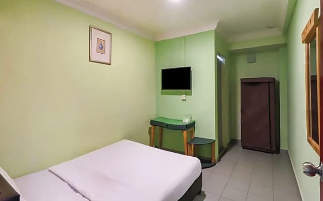 OYO 89584 Hotel Sahara Kuala Kubu Bharu - photo 2