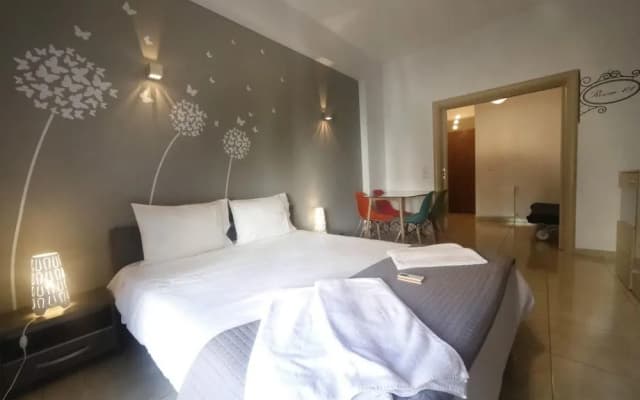Omonoia Boutique Apartment - photo 2