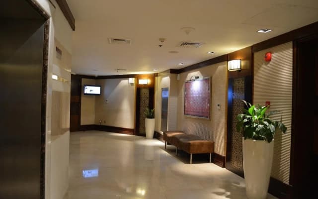 Grand Regal Hotel Hotel - photo 3