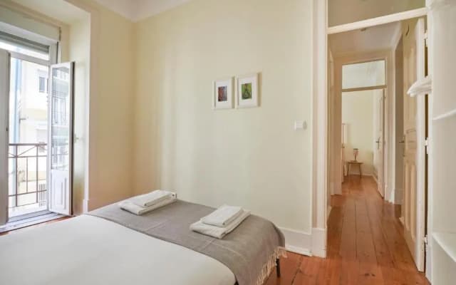 Renovated Spacious Baixa Apartment, By TimeCooler - photo 2