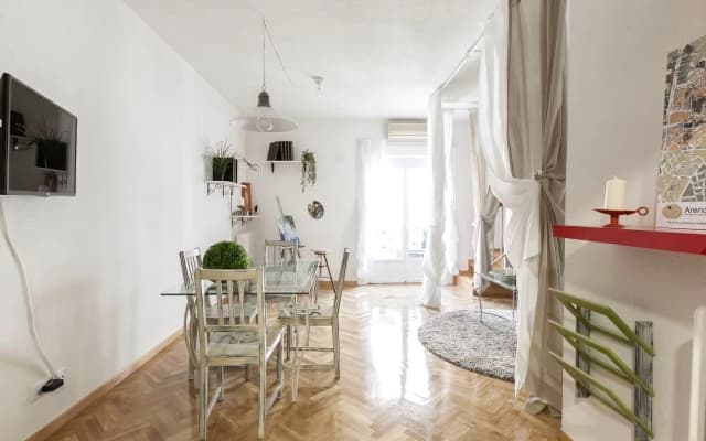 LAVAPIÉS Apartment I (1BR 1BT) - photo 3