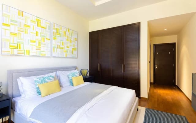 Luxury Urban Chic Apt on Palm w Prvt Beach Access - photo 4