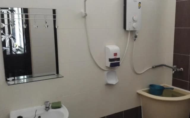 May Vacation Home - photo 5