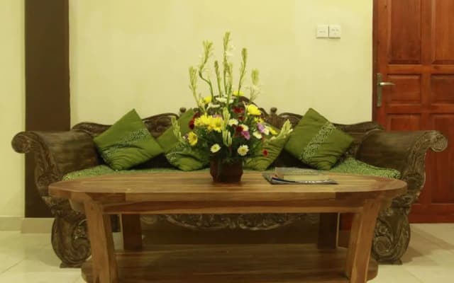 Pondok Loris Guest House - photo 3