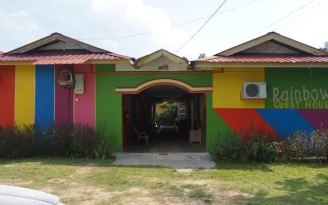 Taman Negara Rainbow Guest House - photo 5