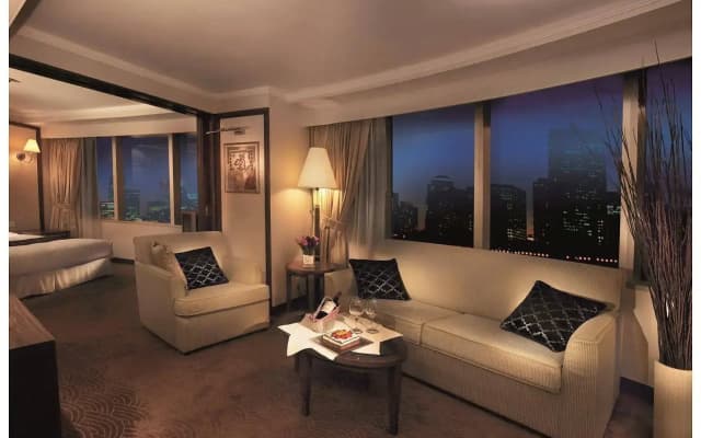 South Pacific Hotel - photo 4