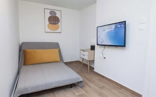 Cozy 1 Bd Basement Apt in Pagrati - photo 5