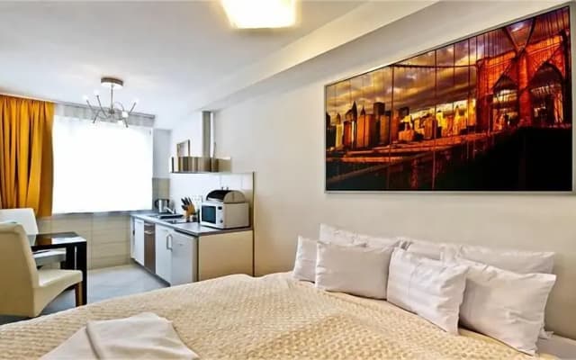 Corvin Lux Aparthotel - photo 2