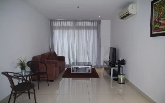 JB City Shopping Mall Apartment - photo 3