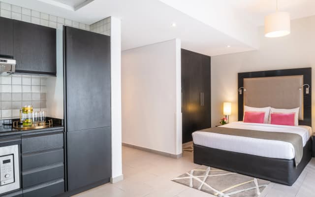 Citadines Metro Central Dubai - photo 4
