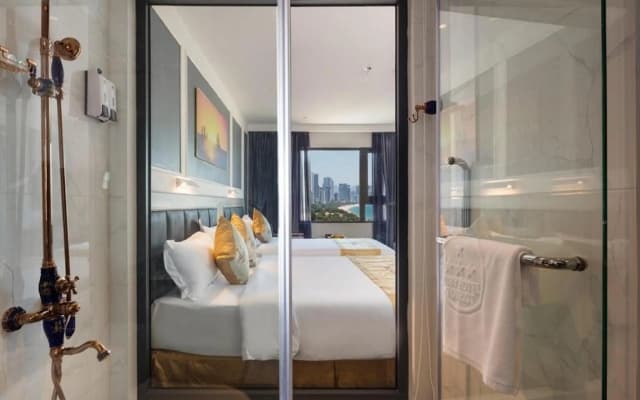 Ruby Luxury Hotel - photo 4