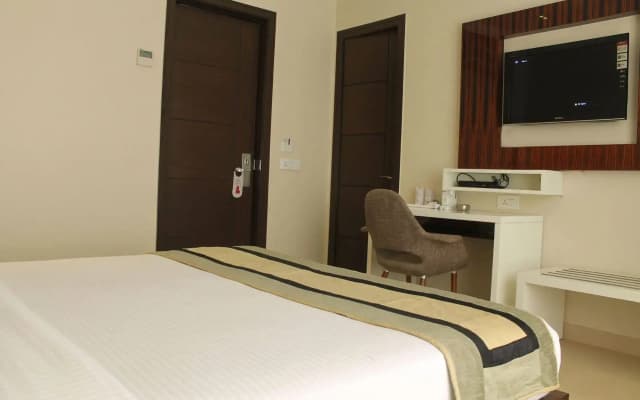 Hotel Gulnar - photo 5