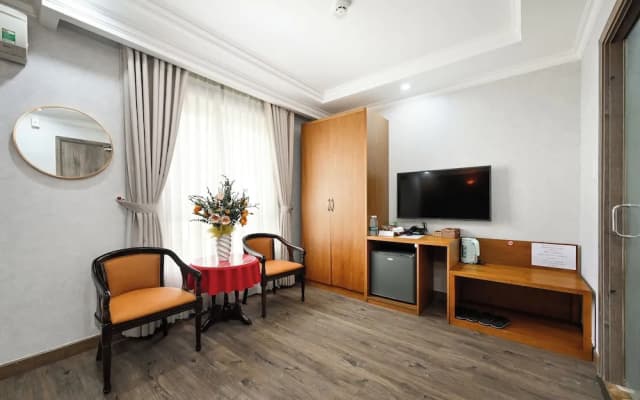 The River Park Hotel - photo 4