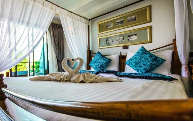 U Residence Hotel - photo 4