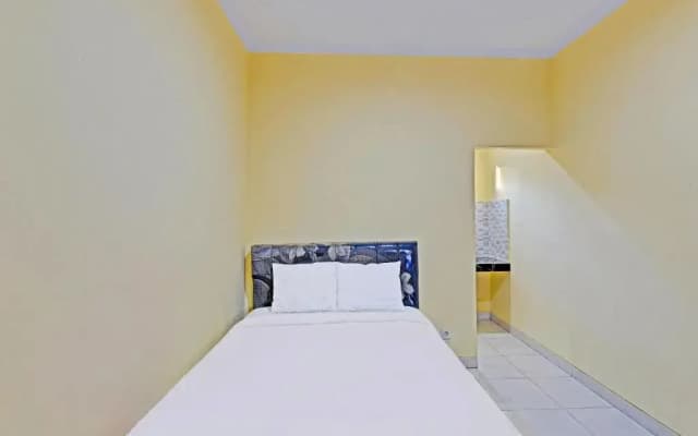 OYO 90823 Casa Jupiter Shine - photo 4