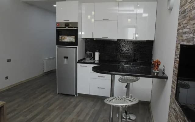 Studio B - photo 2
